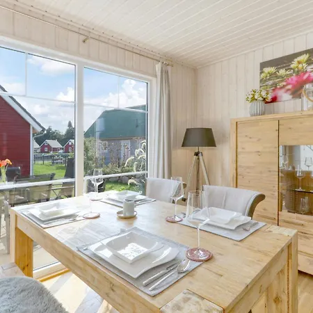 Holiday home Beautiful In Zerpenschleuse